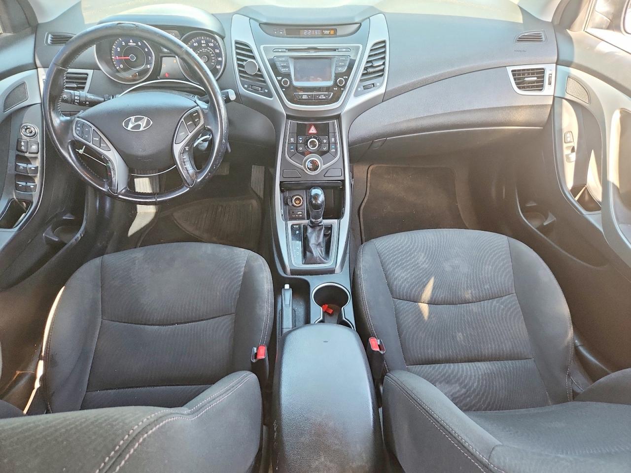 Hyundai ELANTRA Se