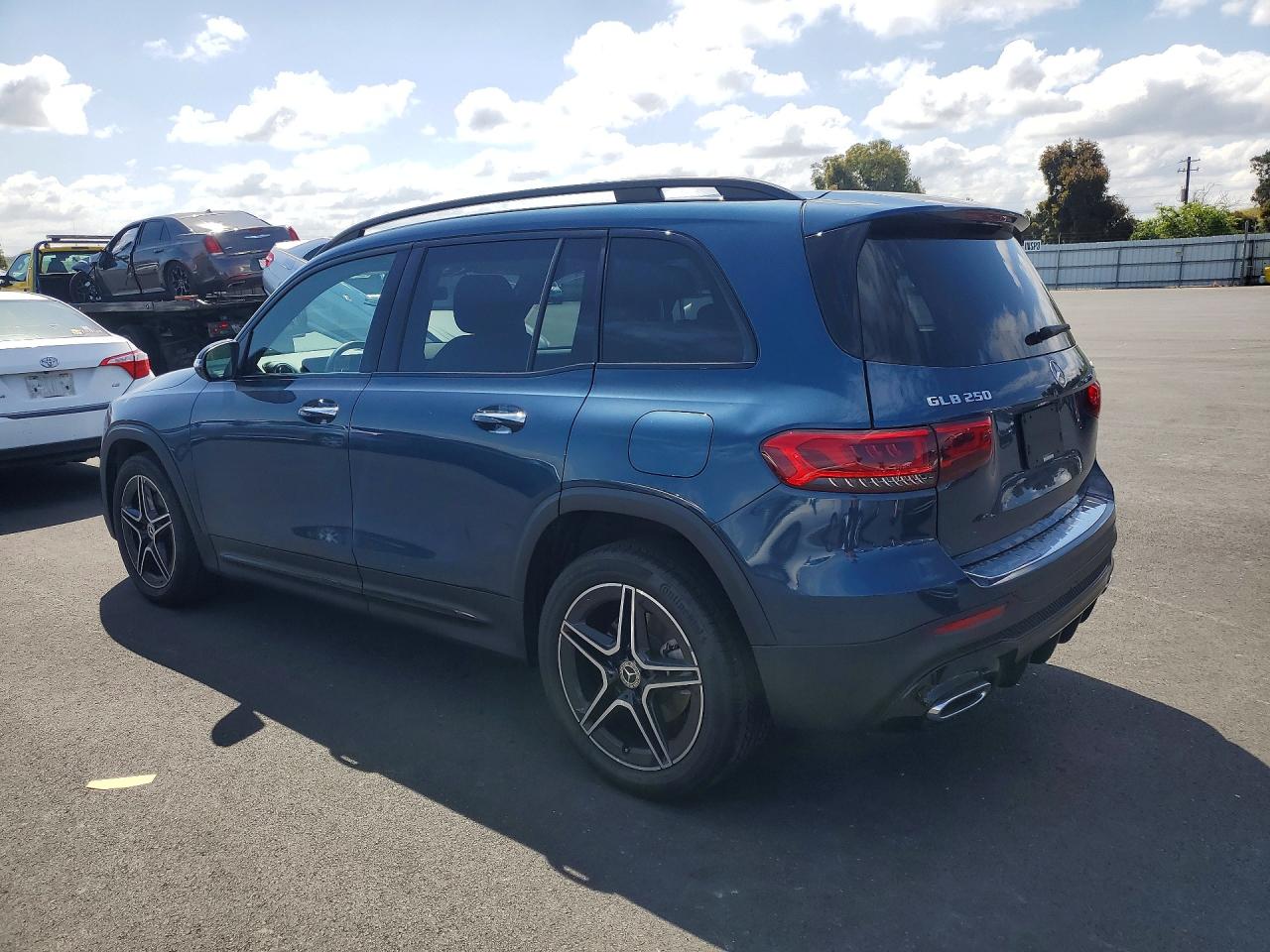 Mercedes-Benz GLB 250 4matic