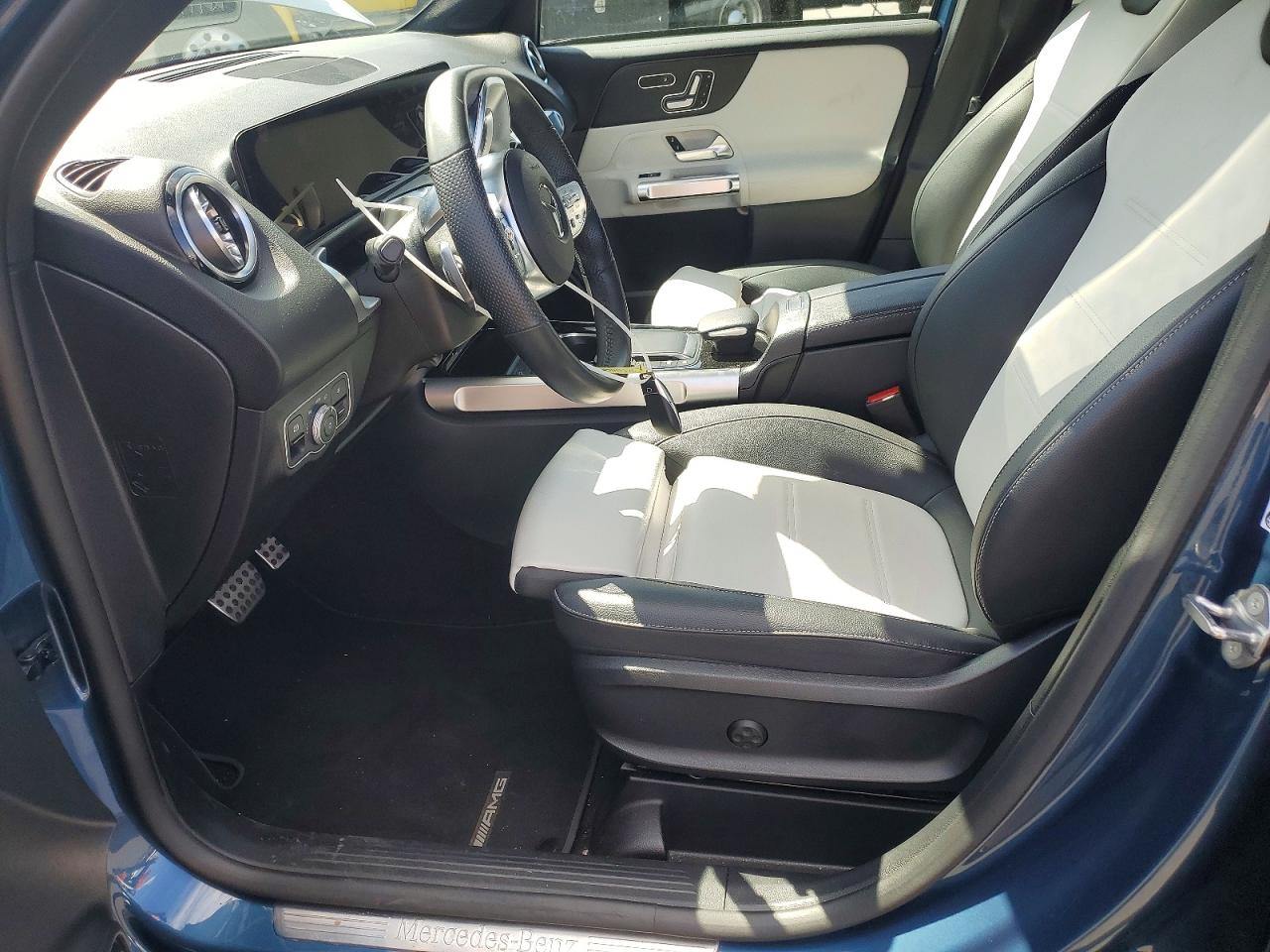 Mercedes-Benz GLB 250 4matic