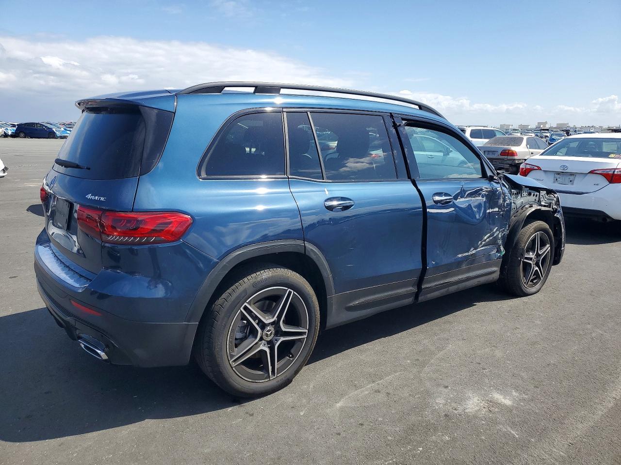 Mercedes-Benz GLB 250 4matic