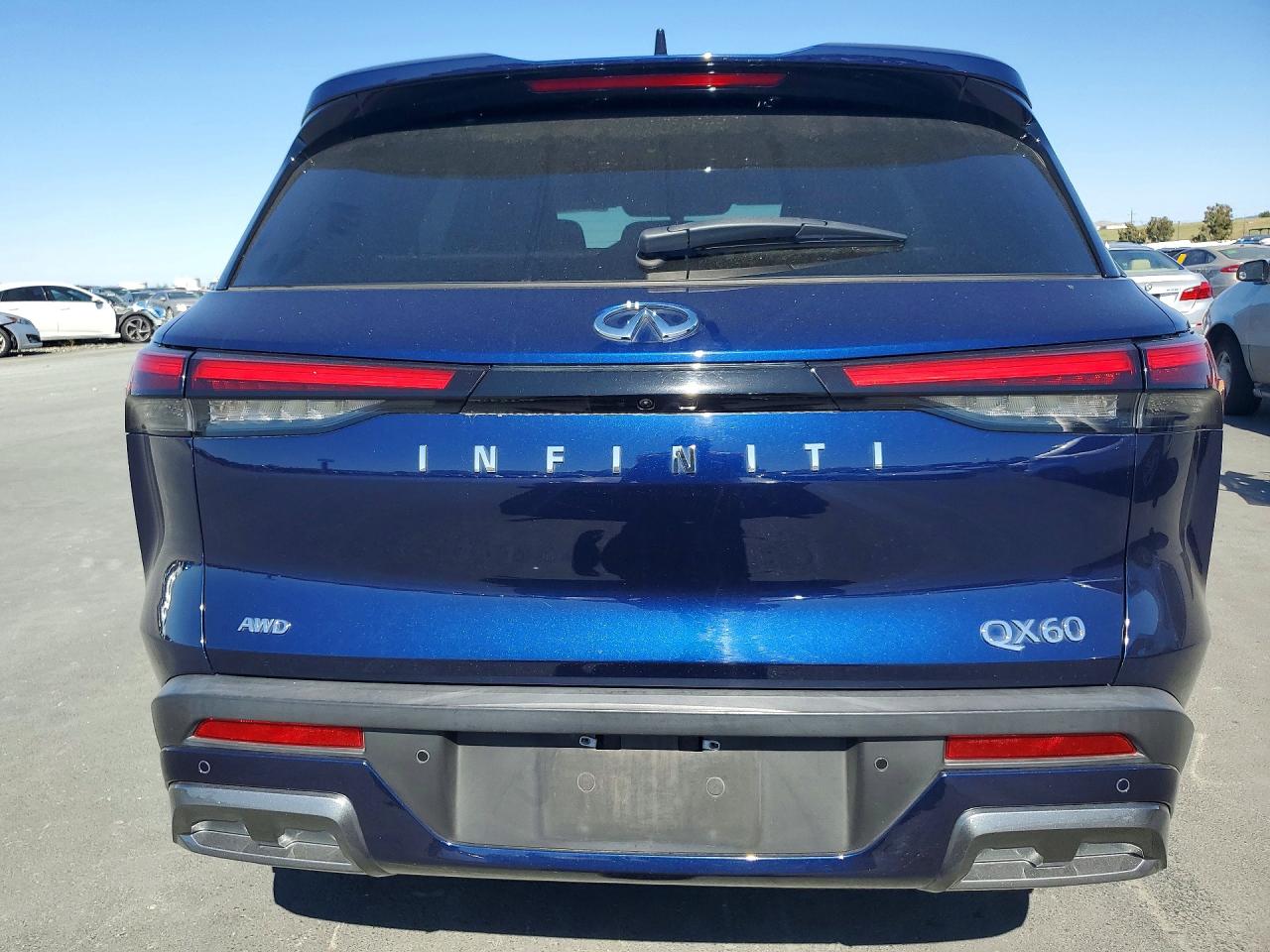 INFINITI Qx Luxe