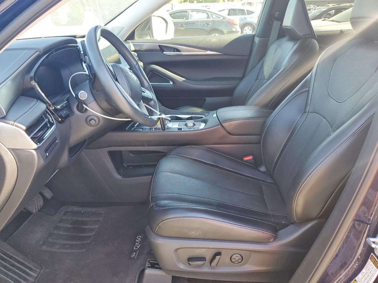 INFINITI Qx Luxe