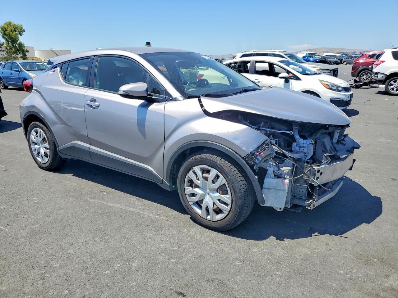 Toyota C-hr Le Le