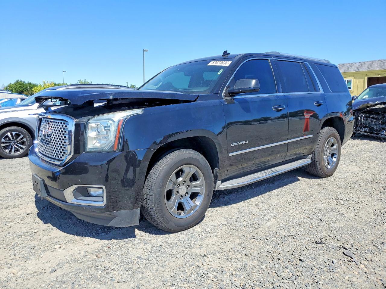 Salvage GMC Yukon Image