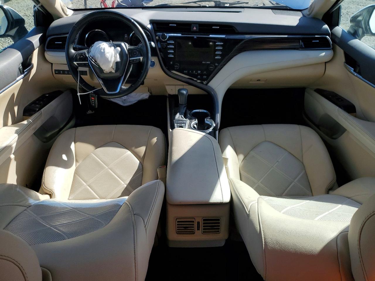 Toyota Camry Xle