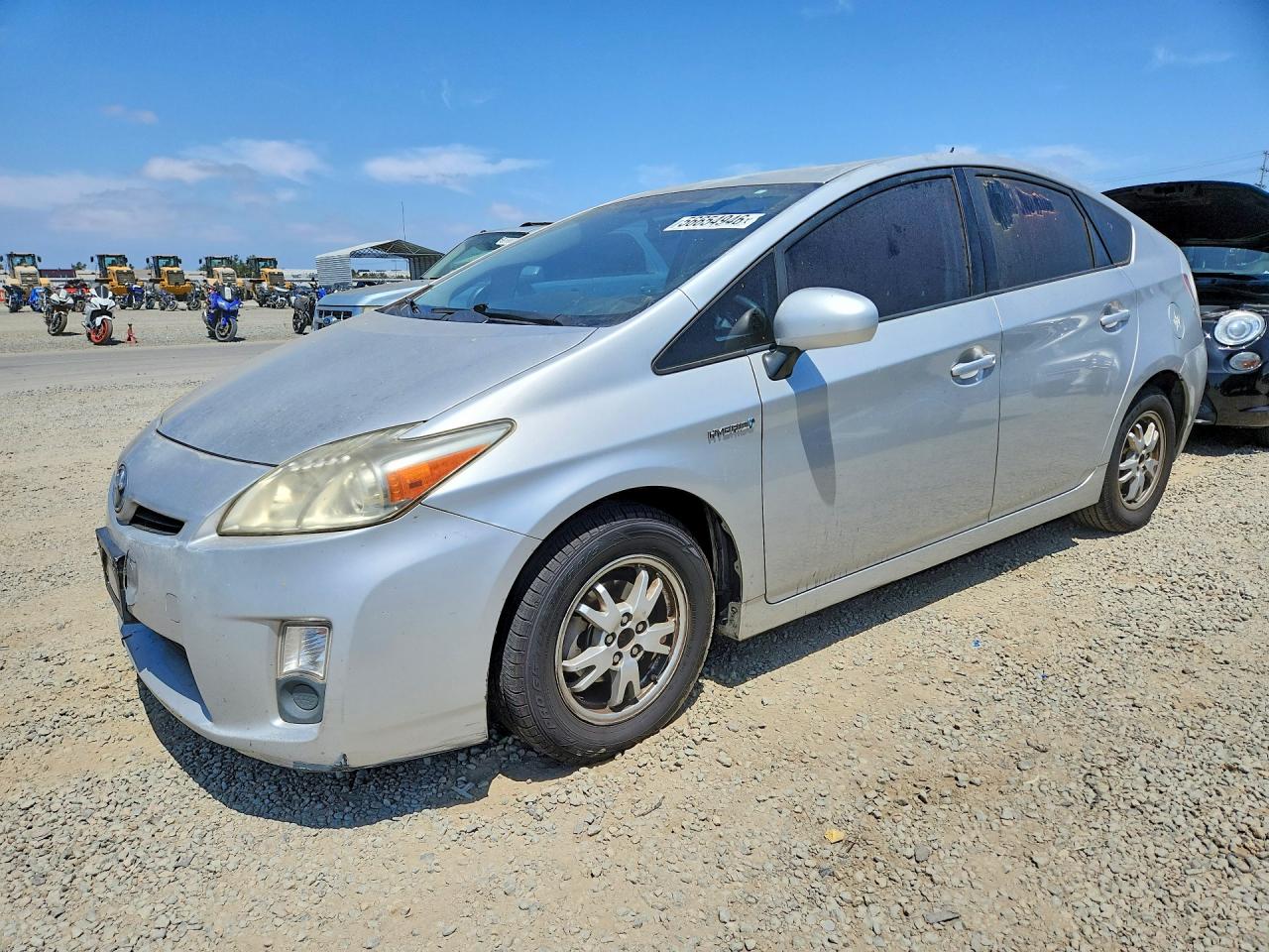 Salvage Toyota Prius Image