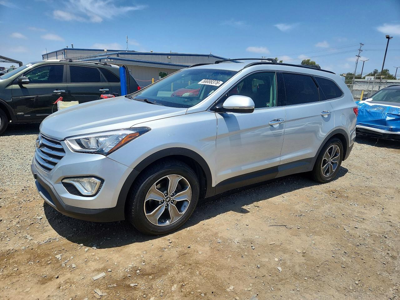 Salvage Hyundai SANTA FE Image