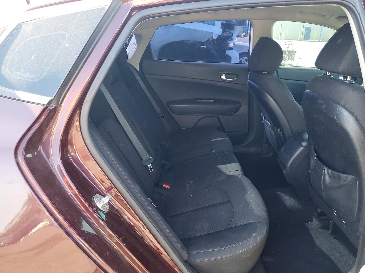 Kia Optima Lx