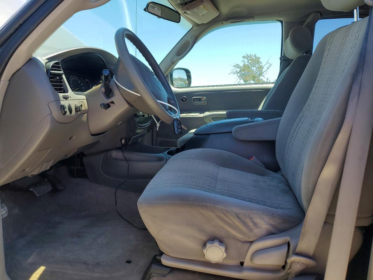 Toyota Tundra Access Cab Sr5