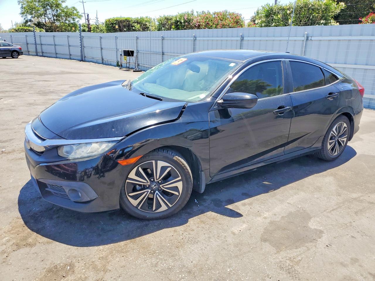 Salvage Honda Civic Image