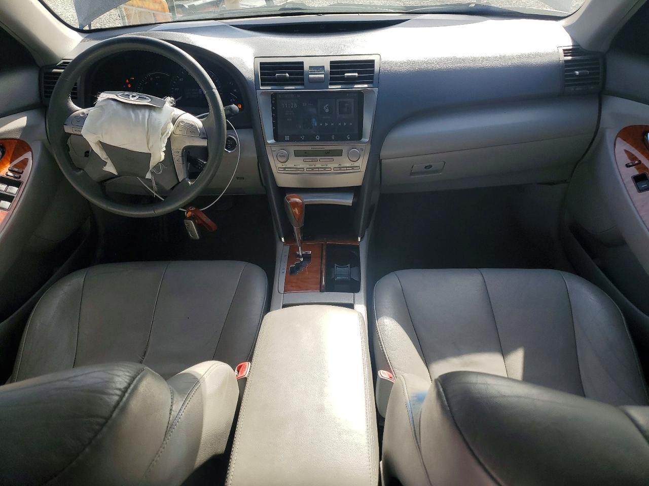 Toyota Camry Hybrid