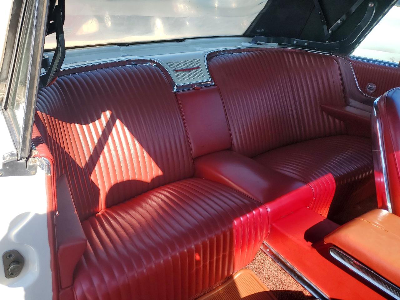 Ford Thunderbird