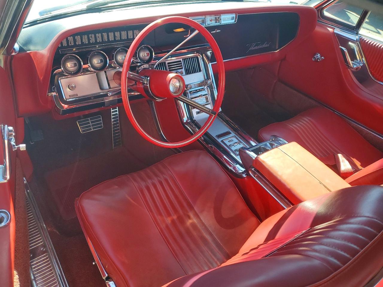 Ford Thunderbird