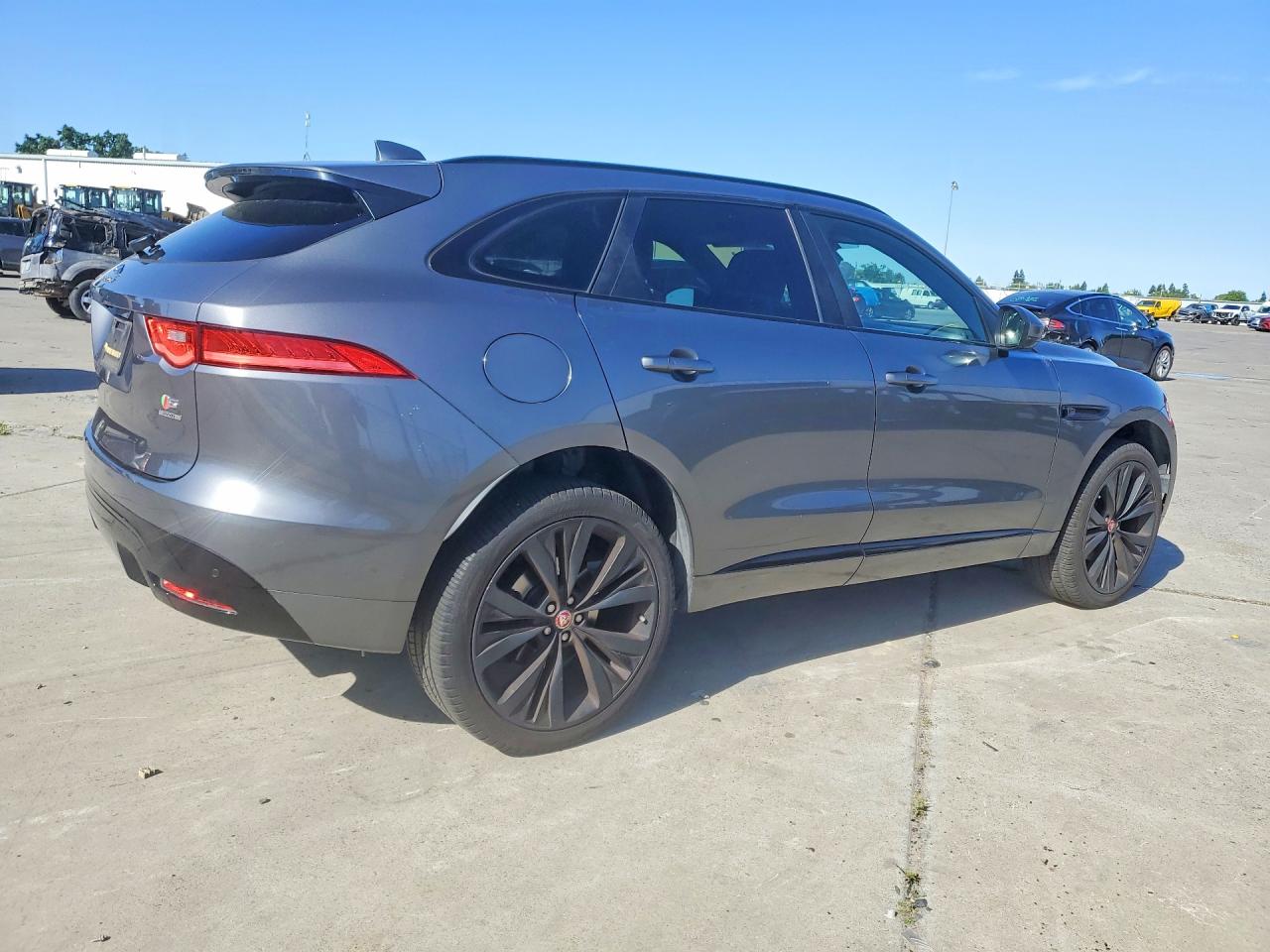 Jaguar F-PACE S