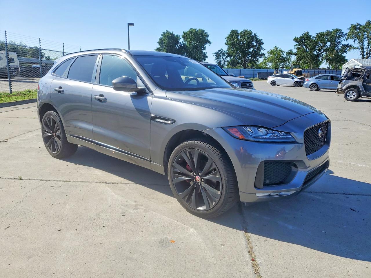 Jaguar F-PACE S