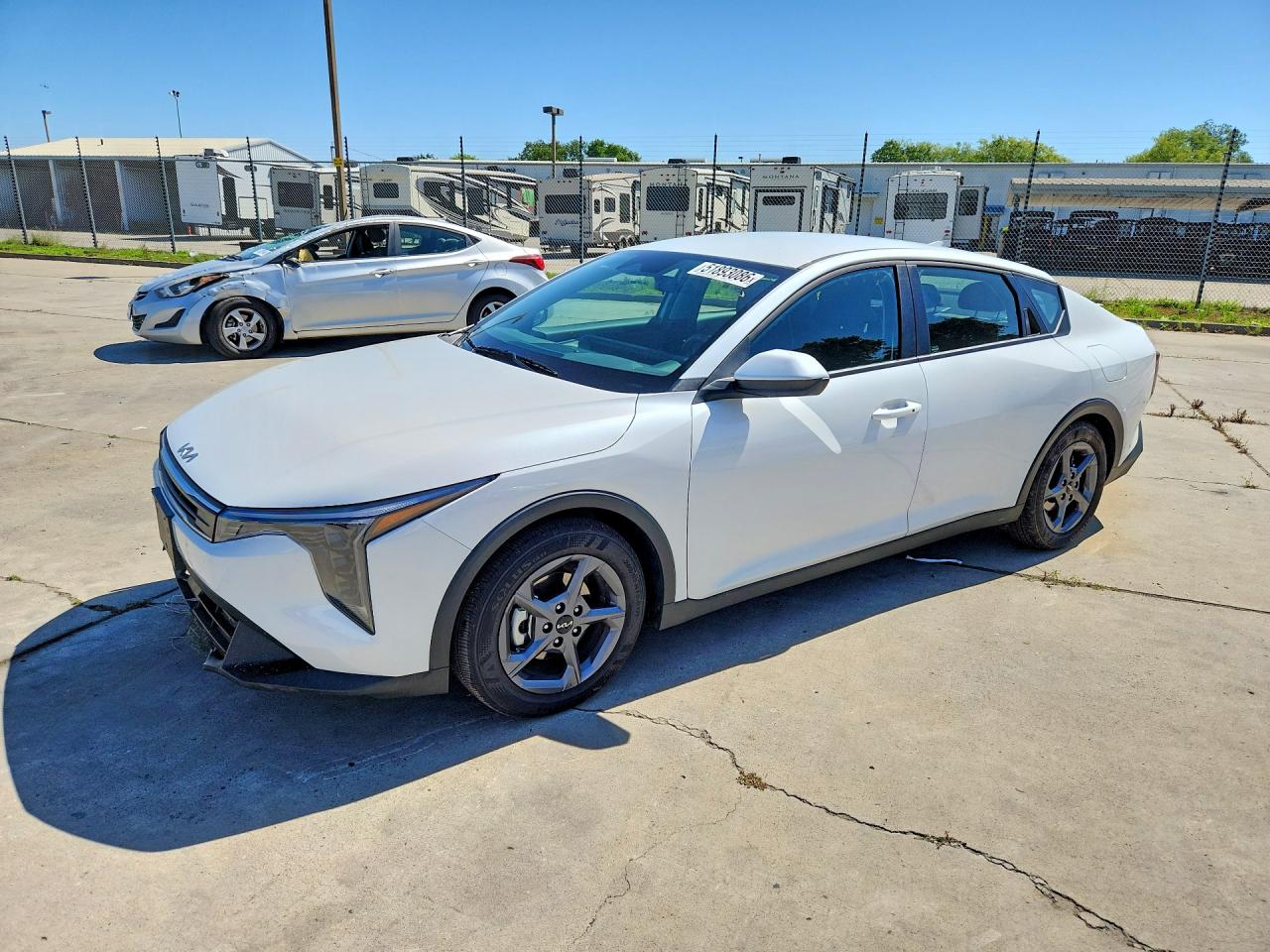 Salvage Kia K4 Lxs Image