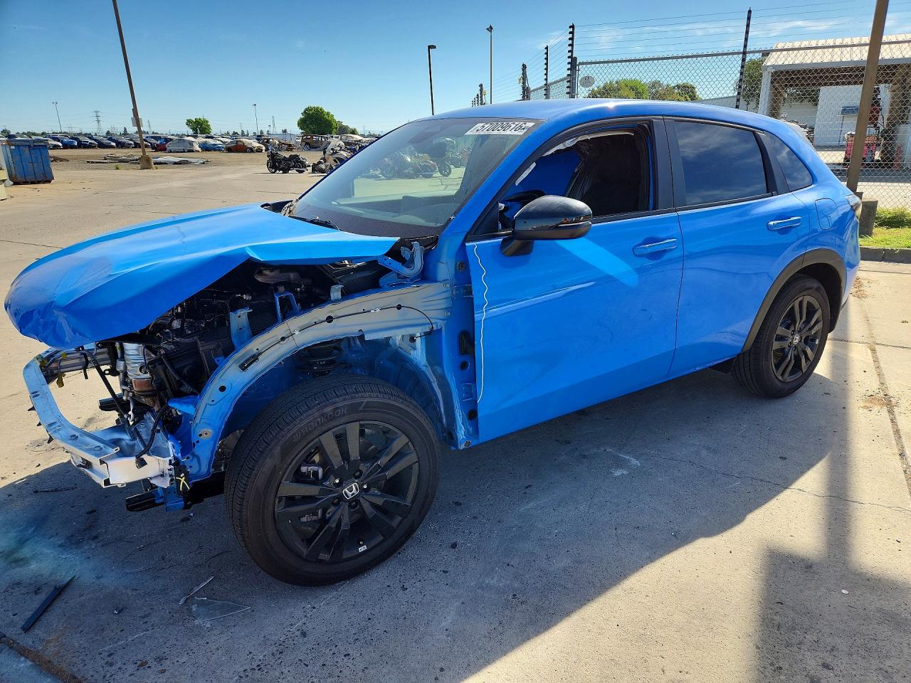 Salvage Honda HR-V Image