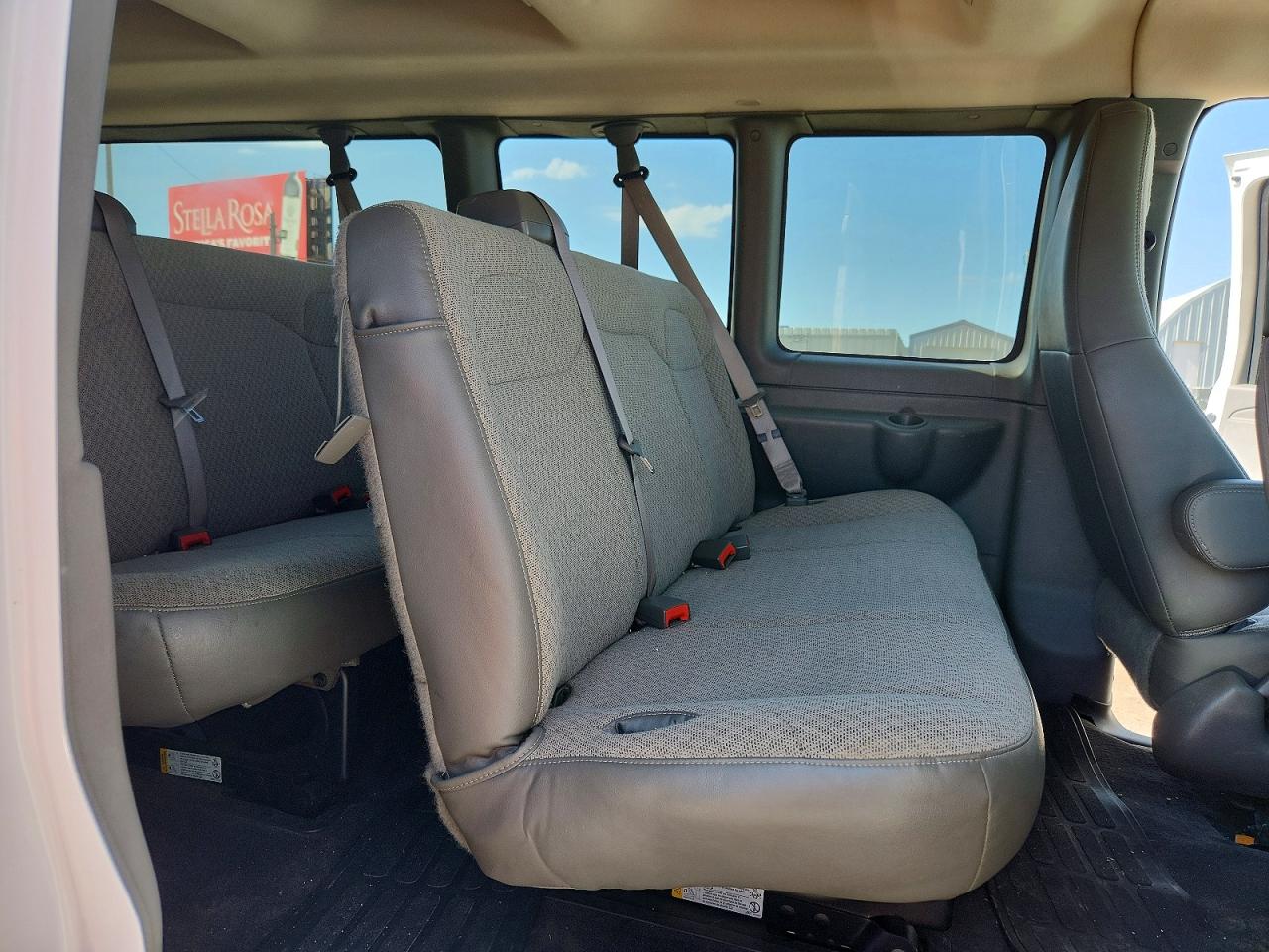 GMC Savana G3500 Lt
