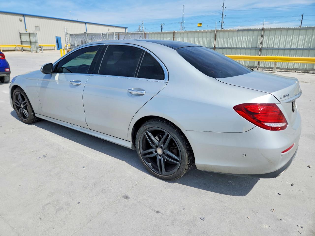 Mercedes-Benz E-Class 300