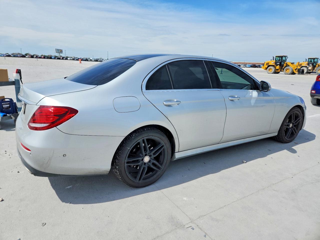 Mercedes-Benz E-Class 300