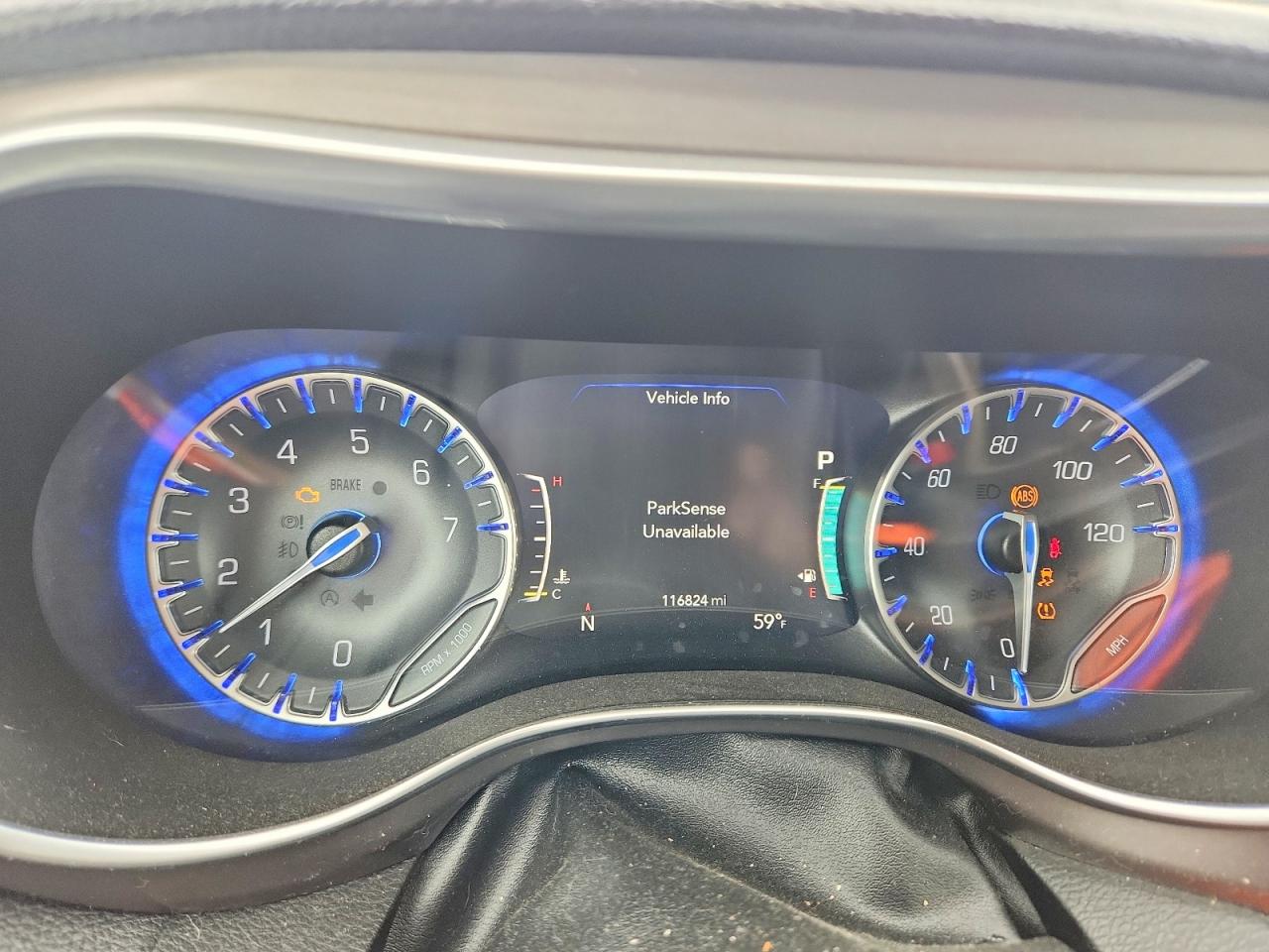 Chrysler Pacifica Limited