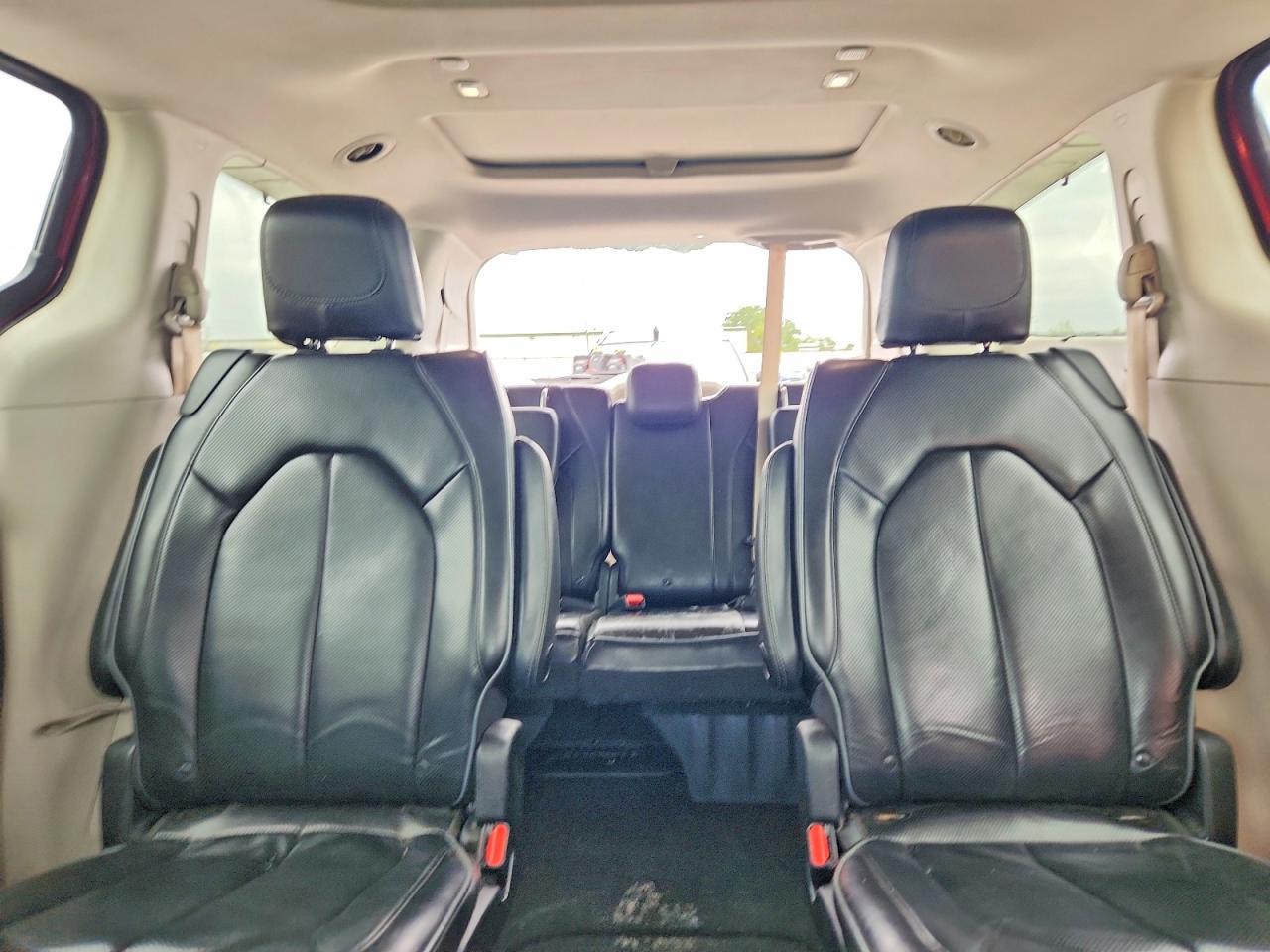 Chrysler Pacifica Limited