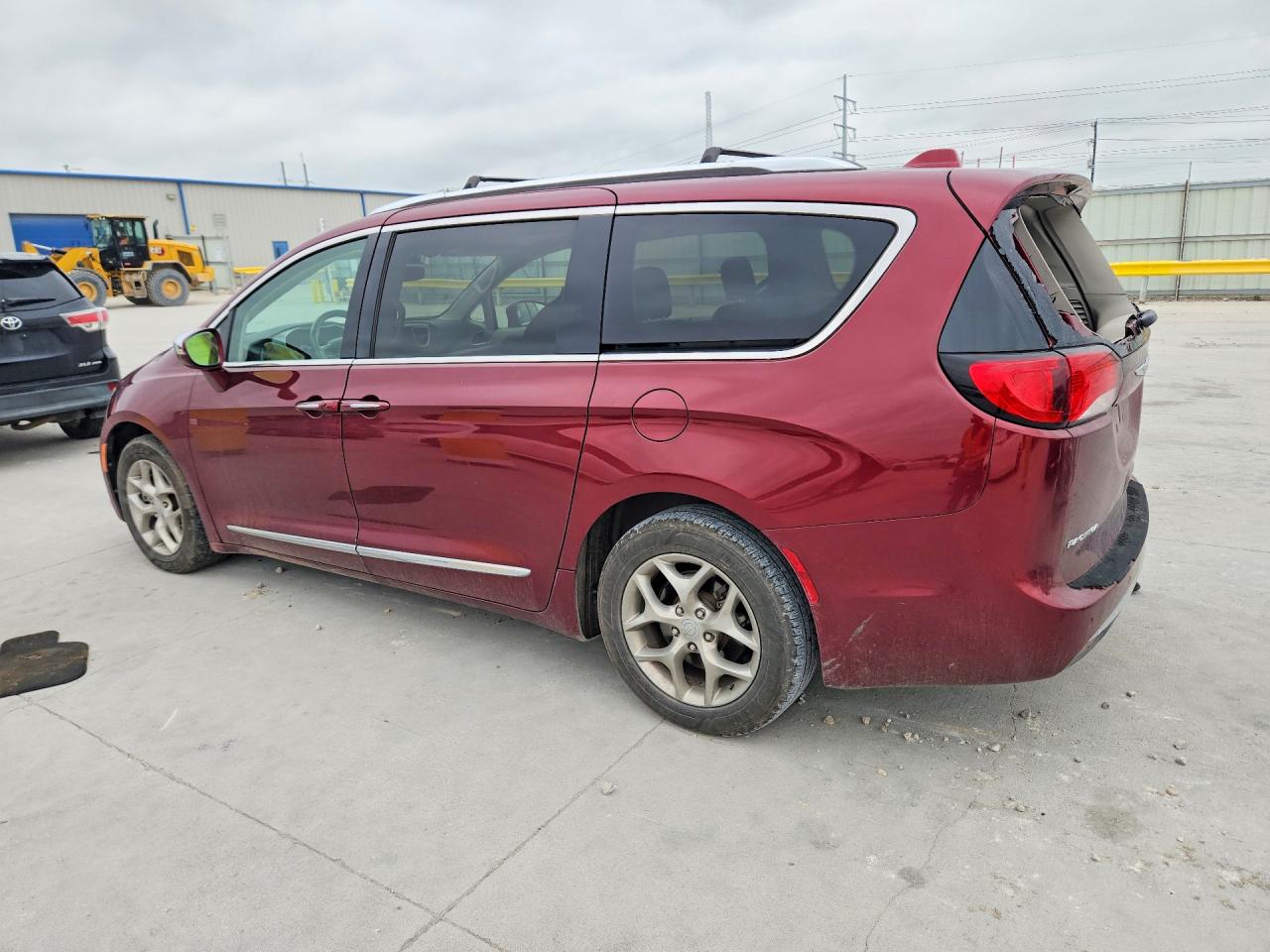 Chrysler Pacifica Limited
