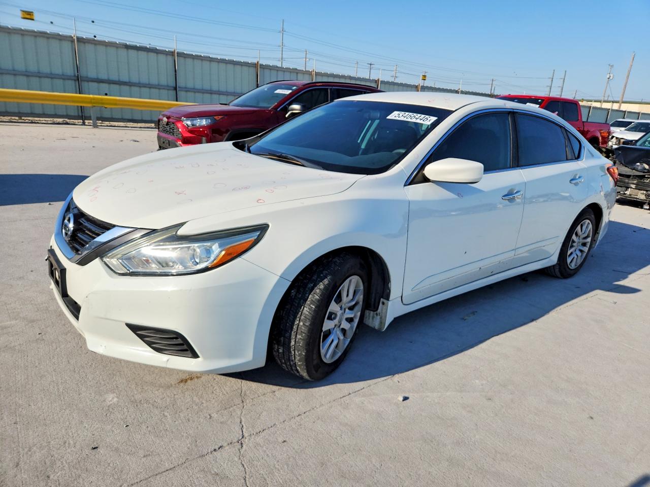 Salvage Nissan Altima Image