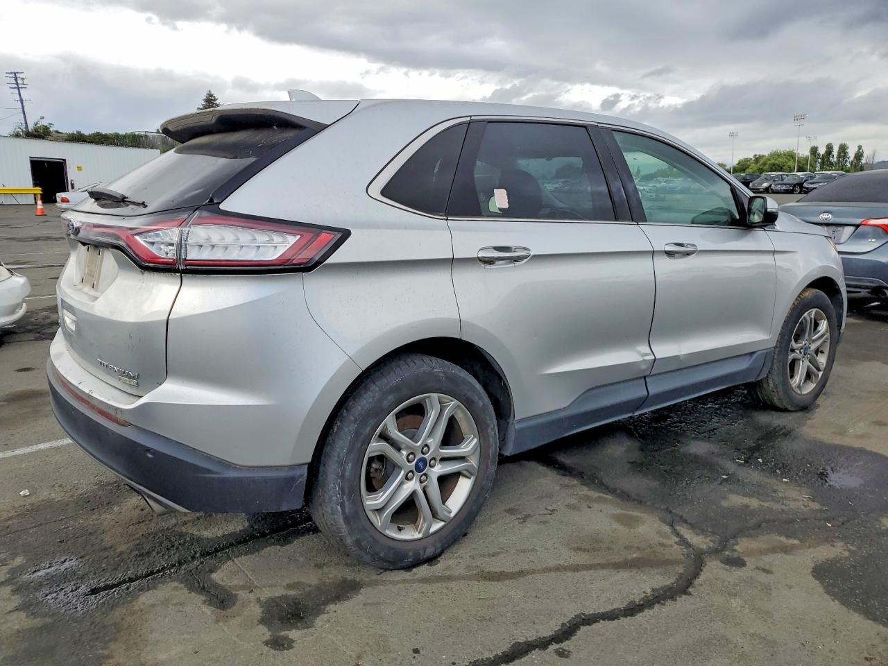 Ford Edge Titanium