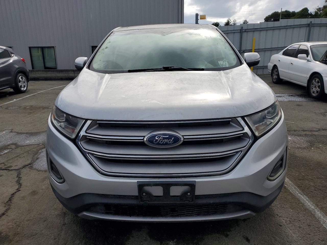 Ford Edge Titanium