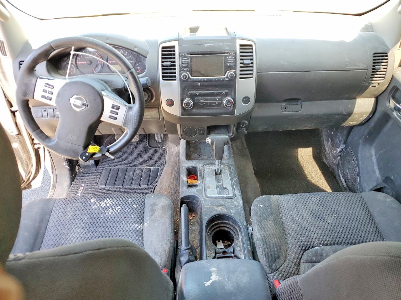 Nissan Frontier Sv
