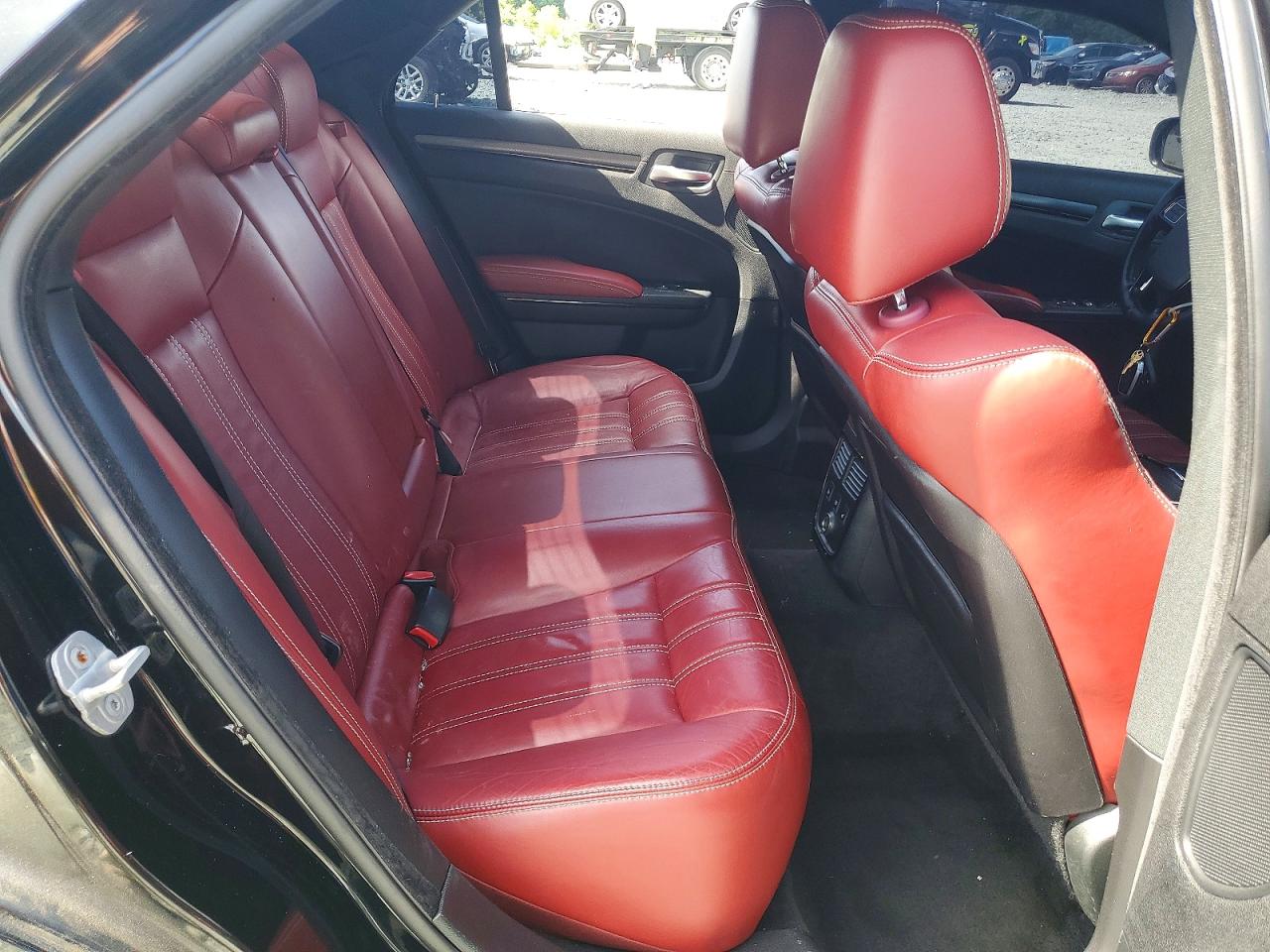 Chrysler 300 S