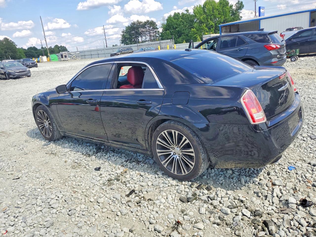 Chrysler 300 S