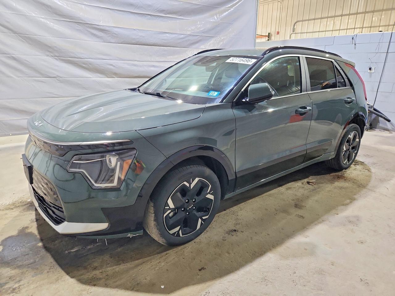 Salvage Kia Niro Image
