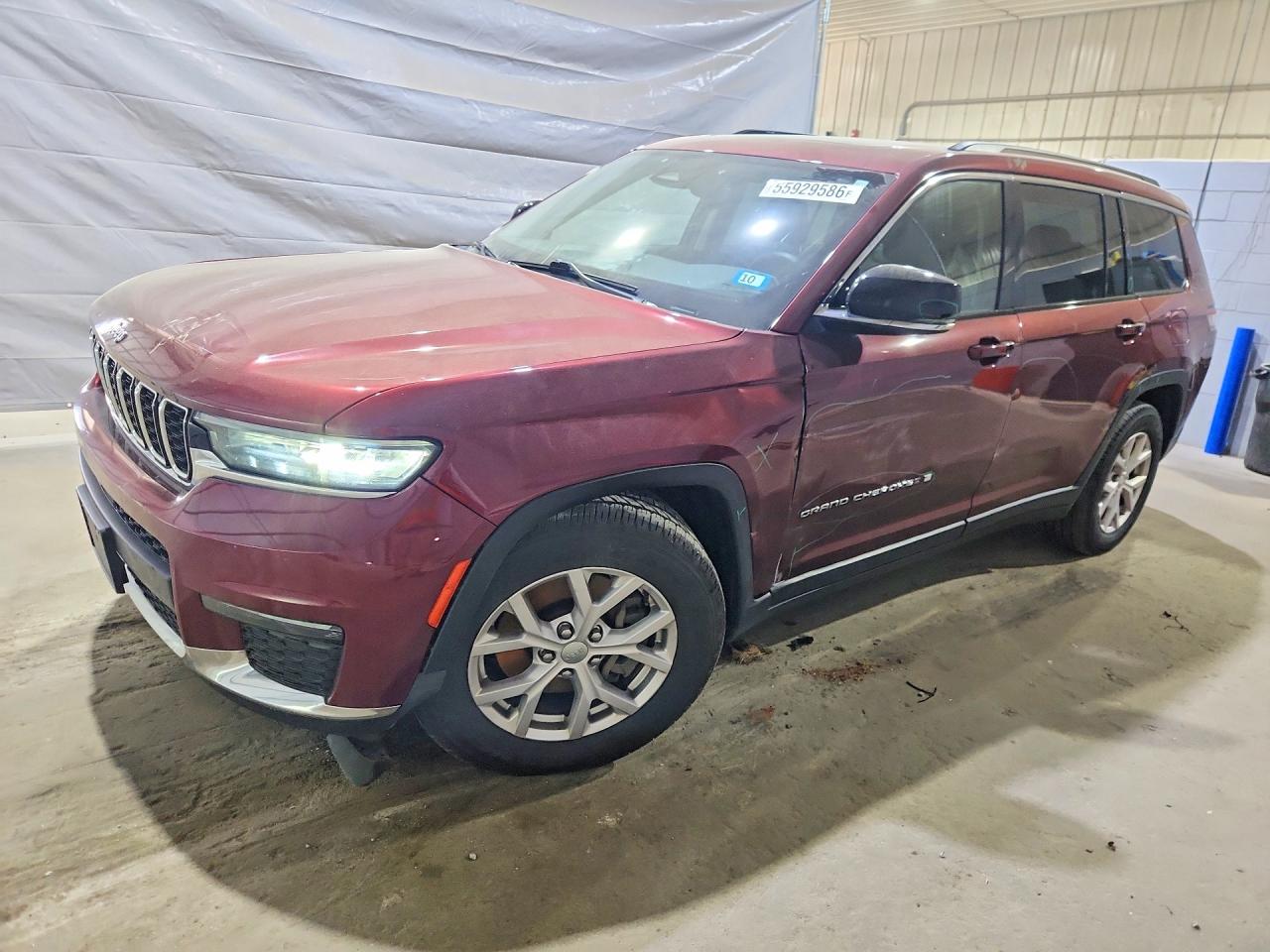 Salvage Jeep Grand Cherokee Image
