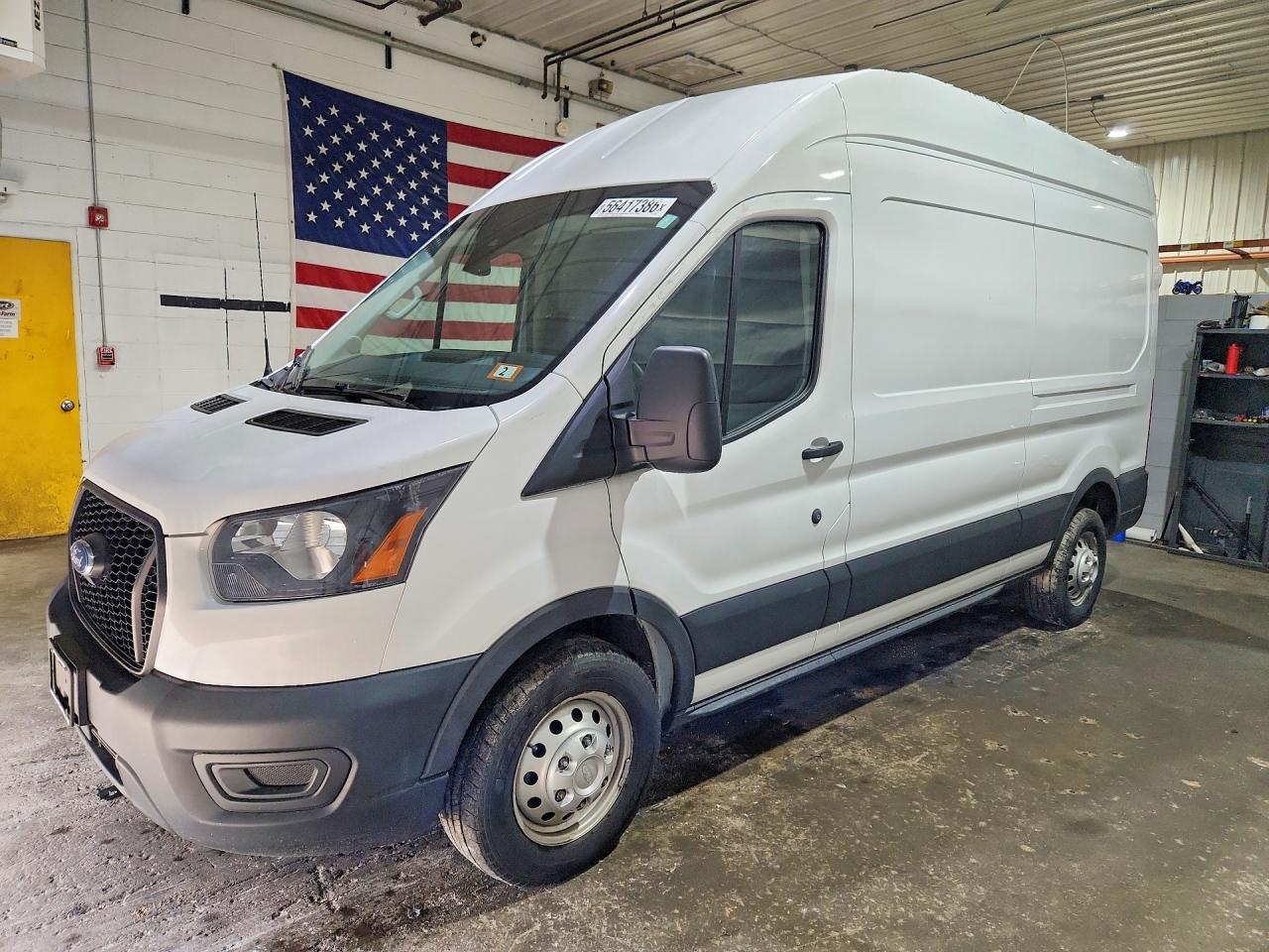 Salvage Ford Transit Image