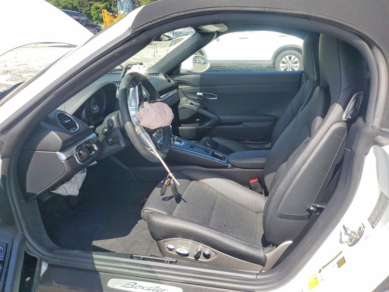 Porsche Boxster Base
