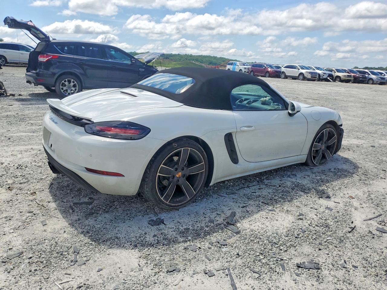 Porsche Boxster Base