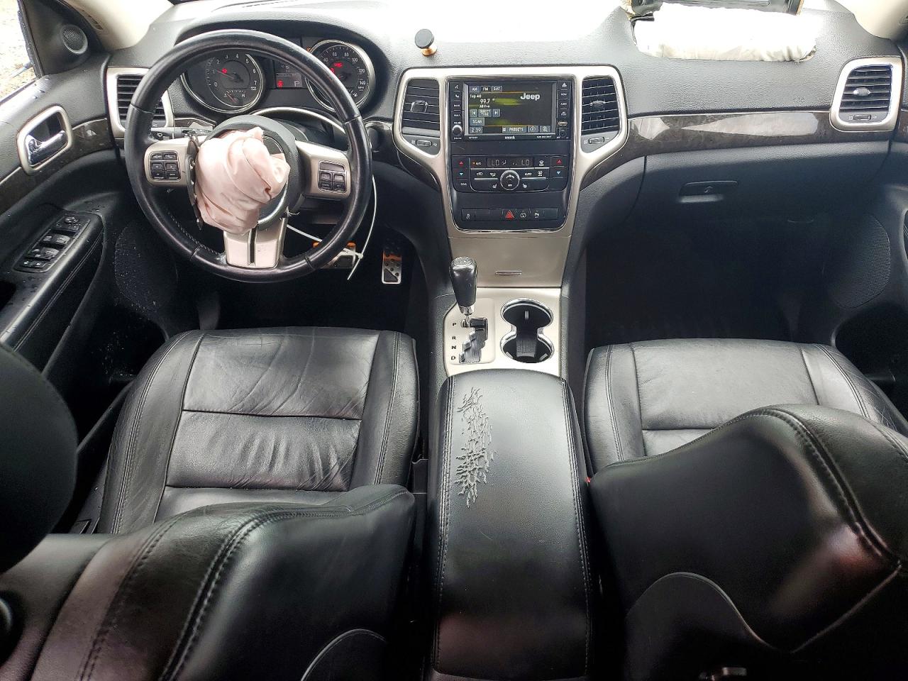 Jeep Grand Cherokee Laredo