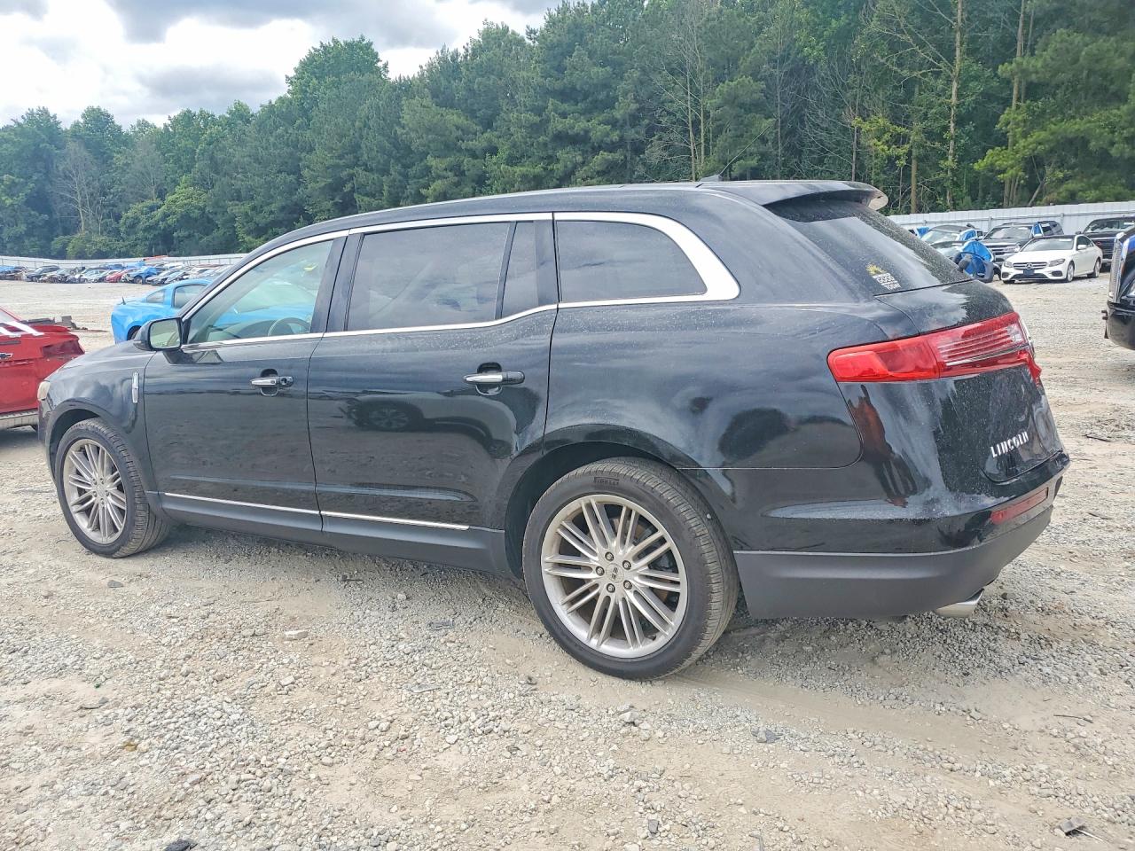 Lincoln MKT