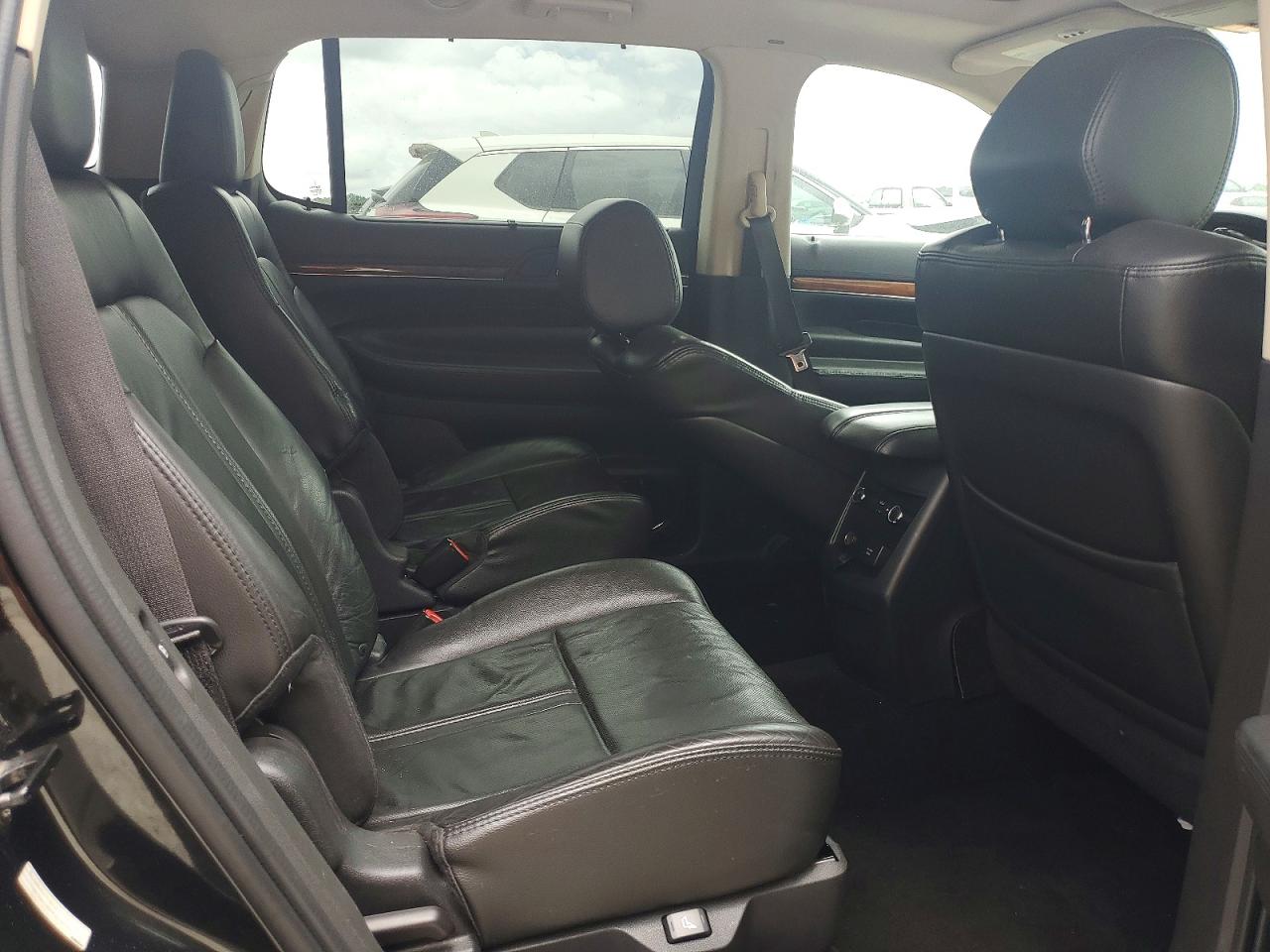 Lincoln MKT