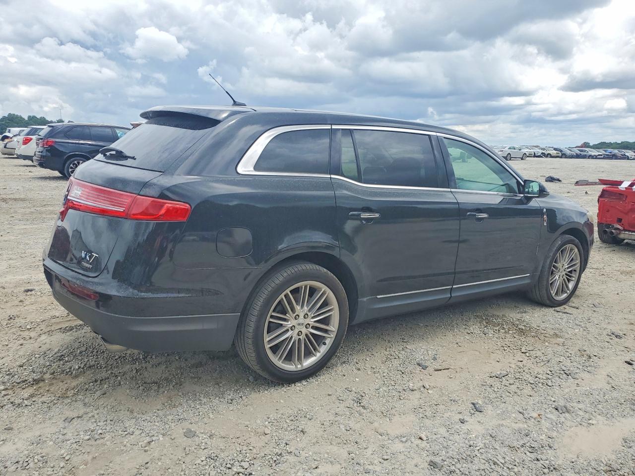 Lincoln MKT