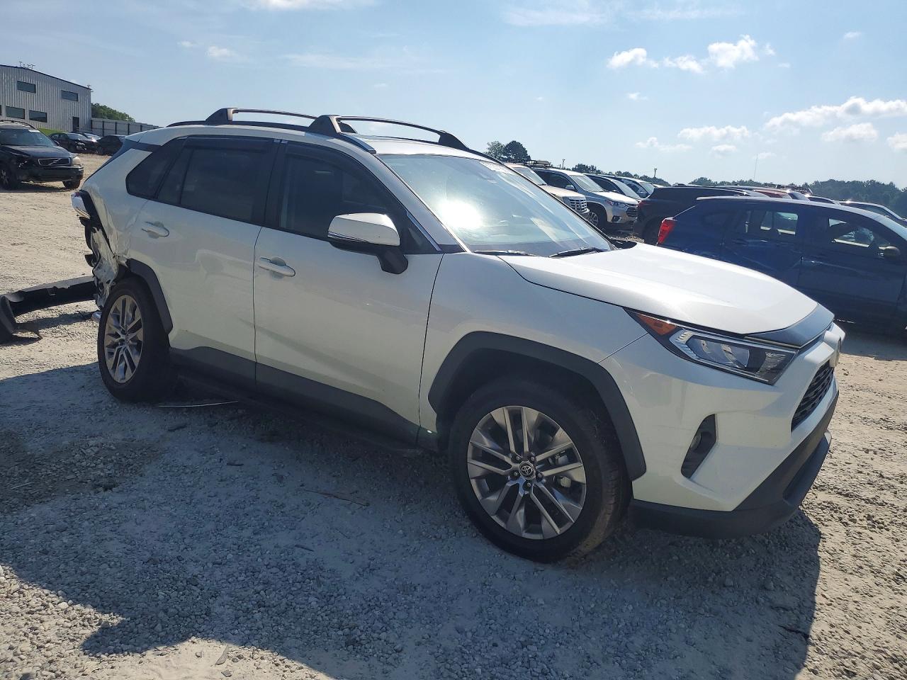 Toyota RAV4 Xle Premium