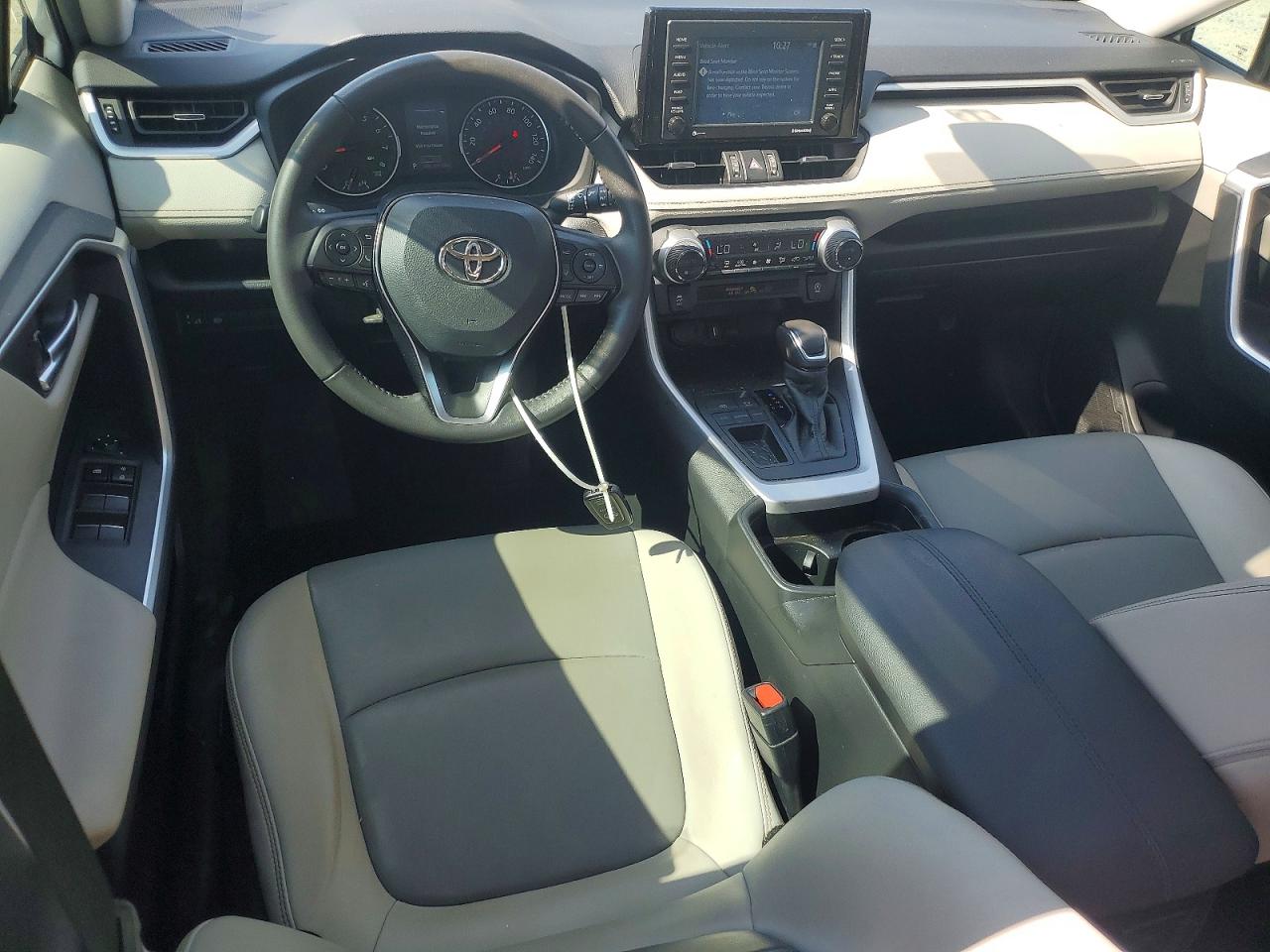 Toyota RAV4 Xle Premium