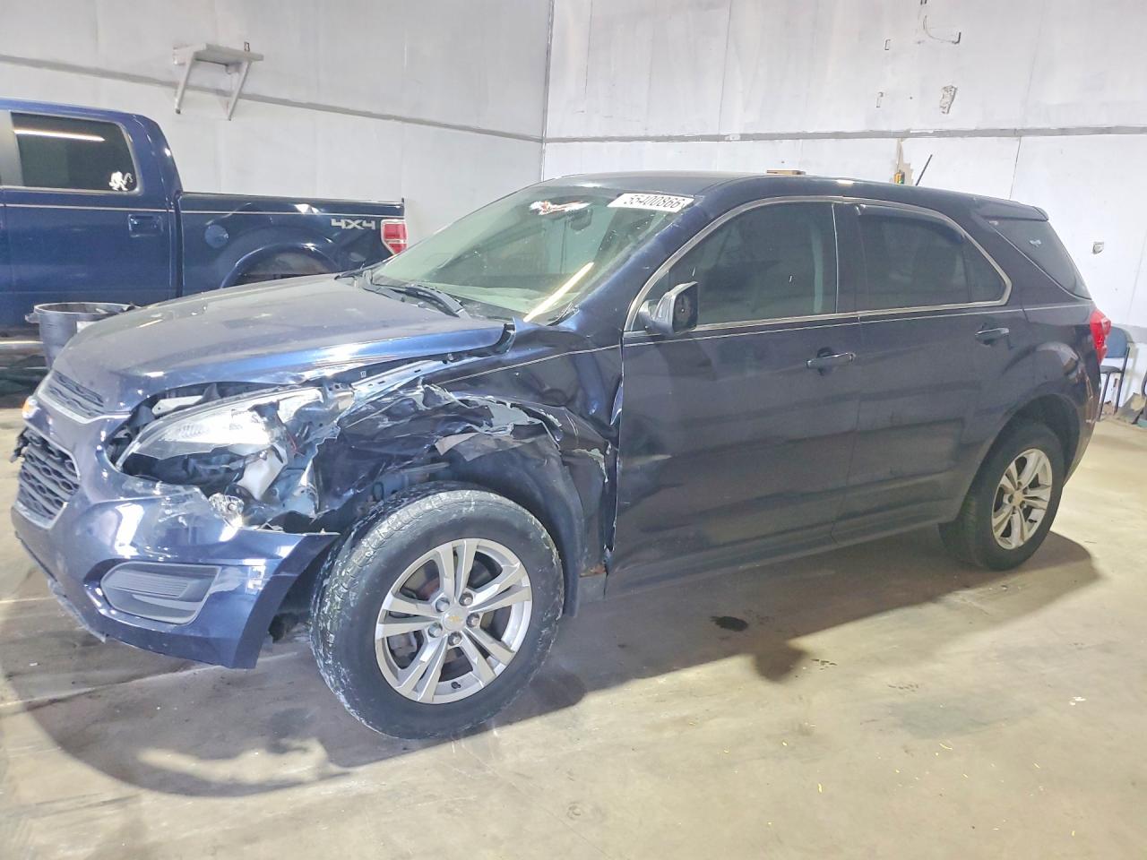 Salvage Chevrolet Equinox Image
