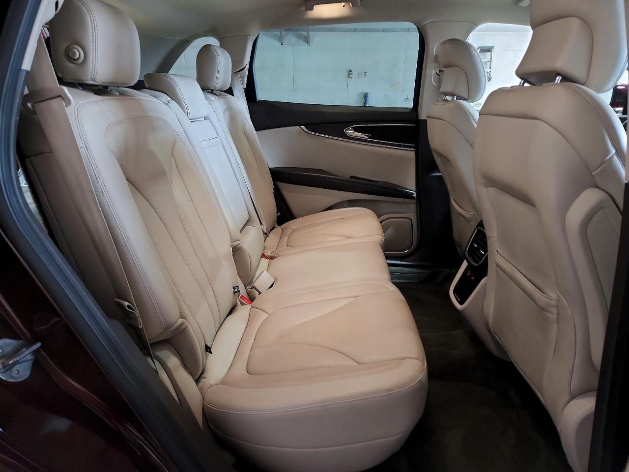 Lincoln MKX Reserve