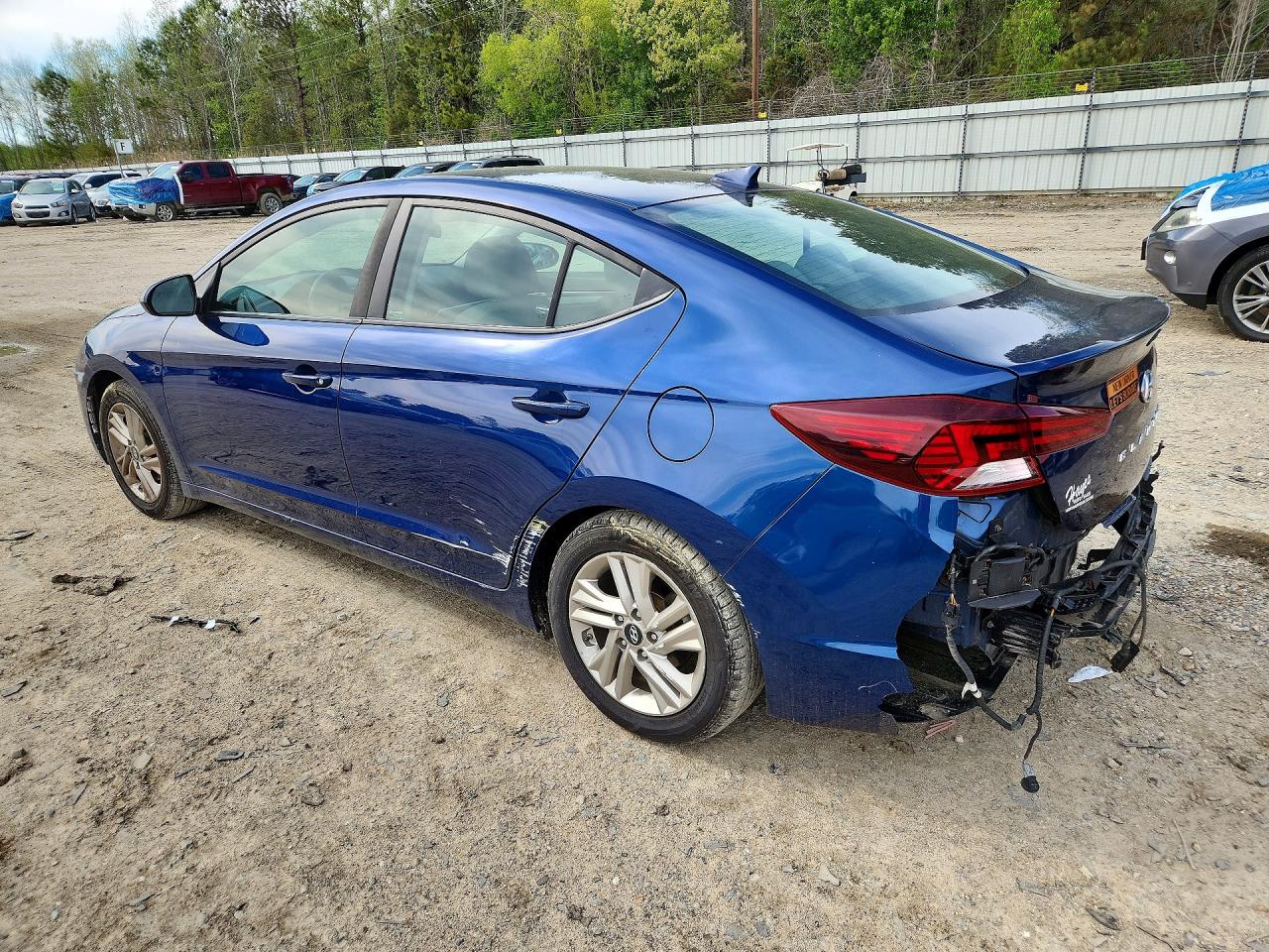 Hyundai ELANTRA Sel