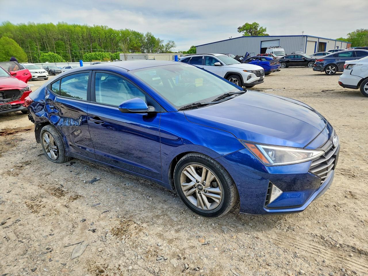 Hyundai ELANTRA Sel