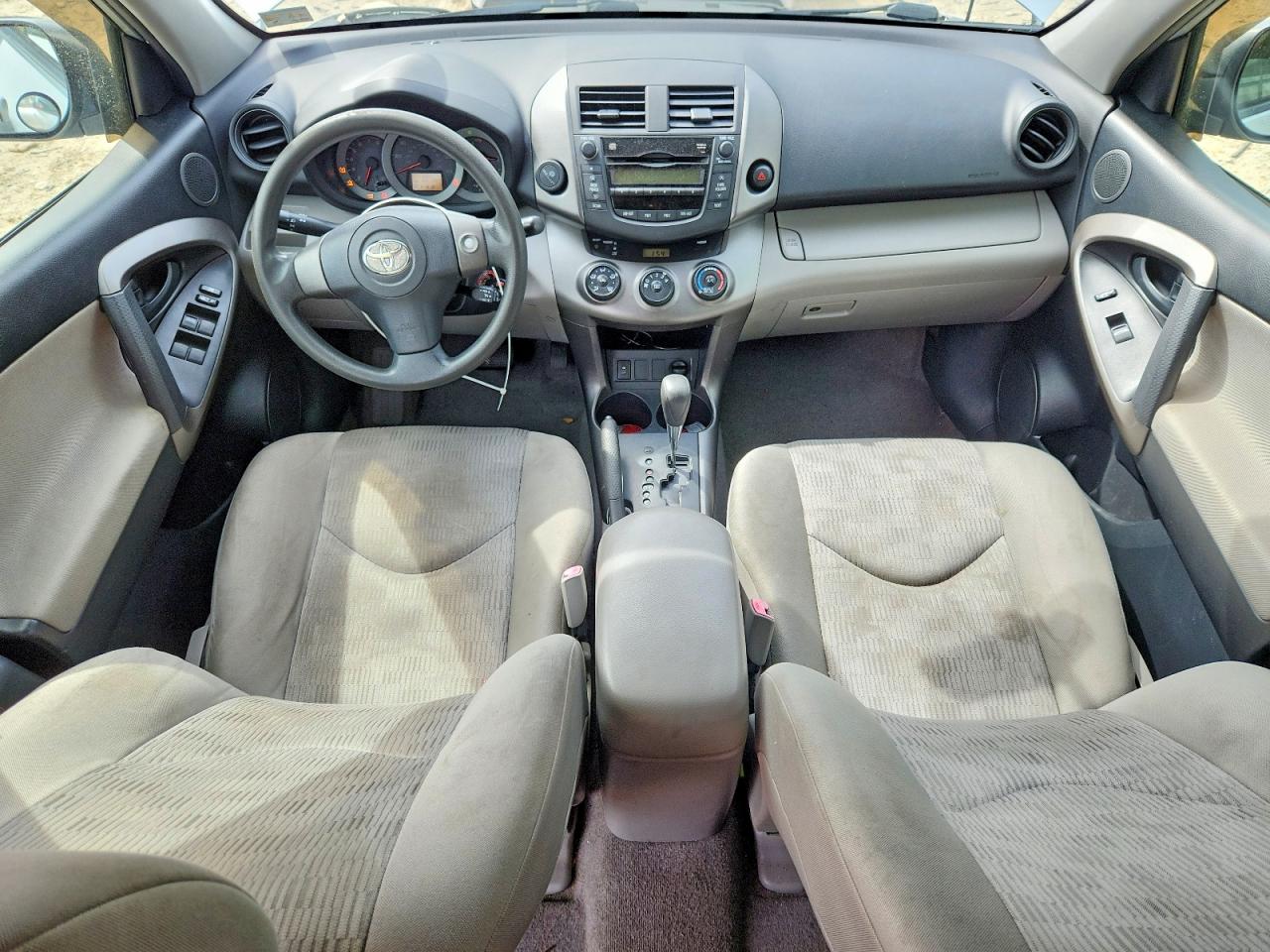 Toyota RAV4 Base