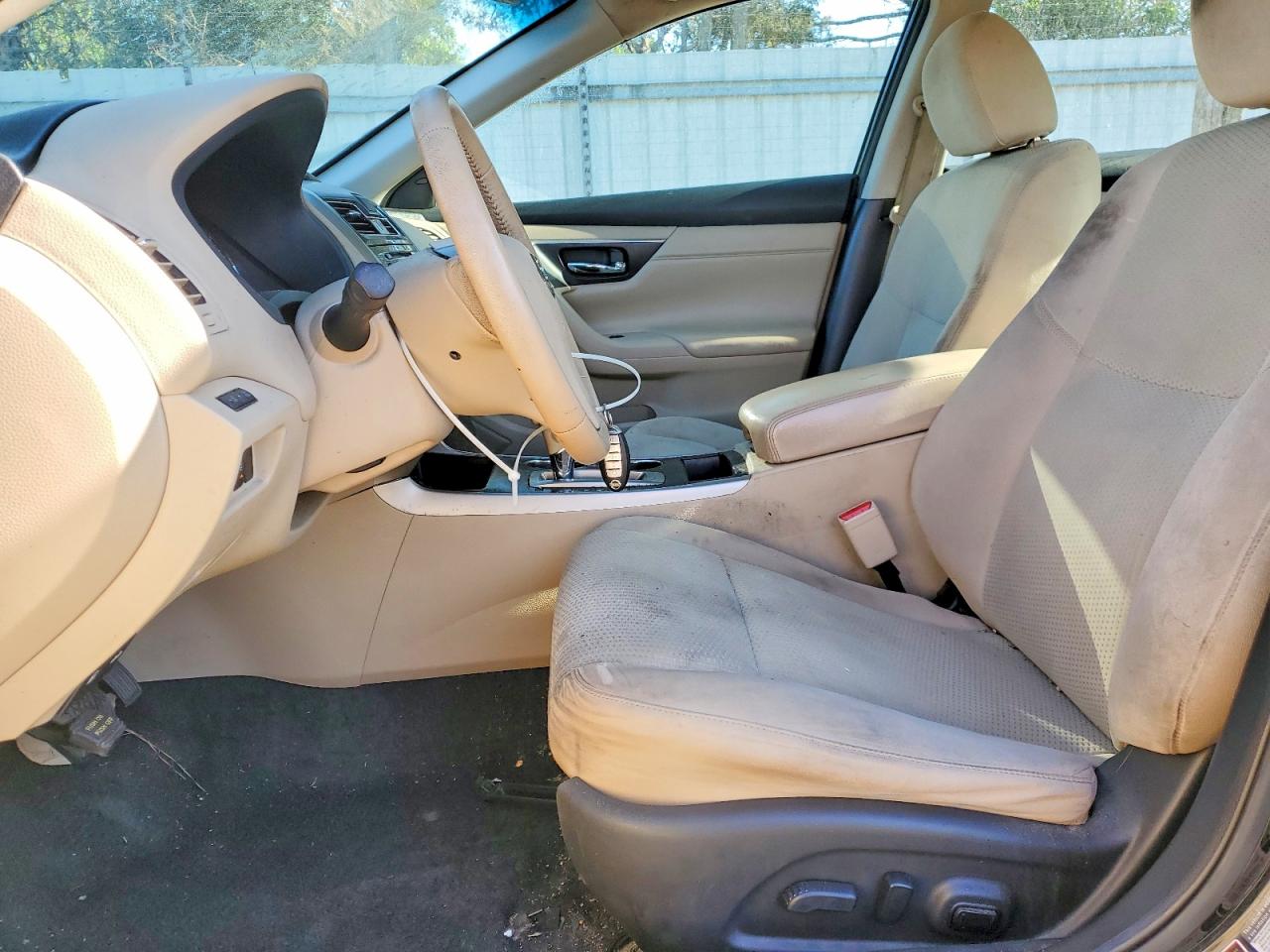 Nissan Altima 2.5 Sv